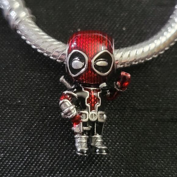 Deadpool Marvel Bracelet Bead Charm - Picture 1 of 4